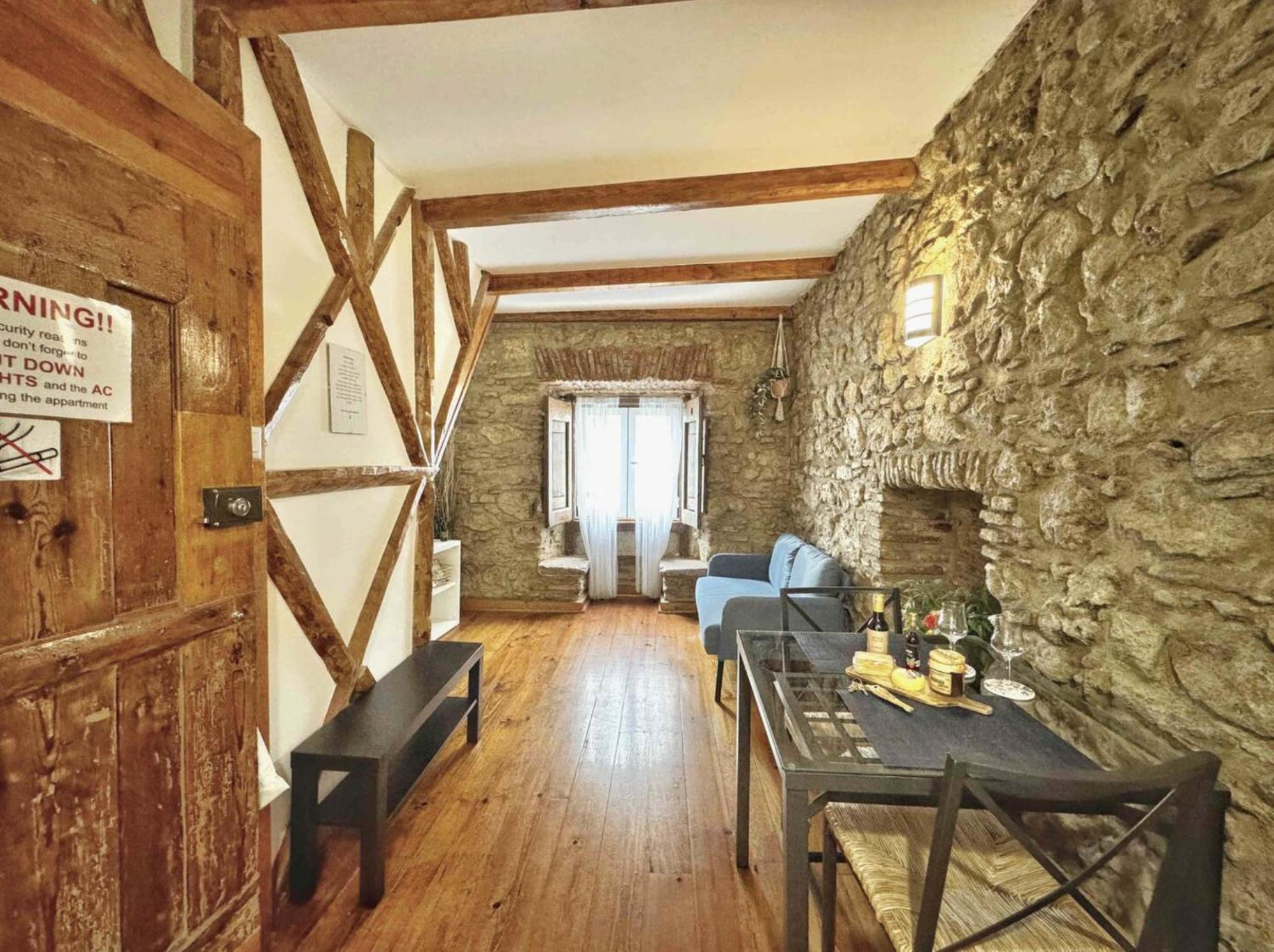 Sublime Apt Medieval Alfama Lisbon Bagian luar foto